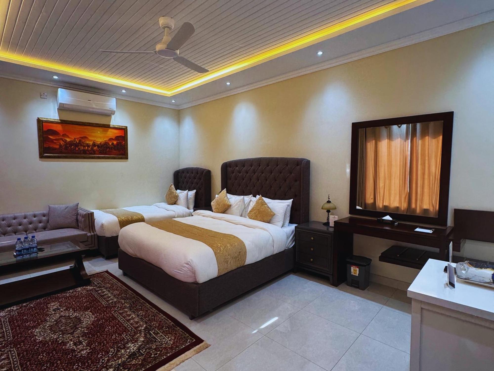 Hidden Hills Hotel & Resort Mansehra Екстер'єр фото