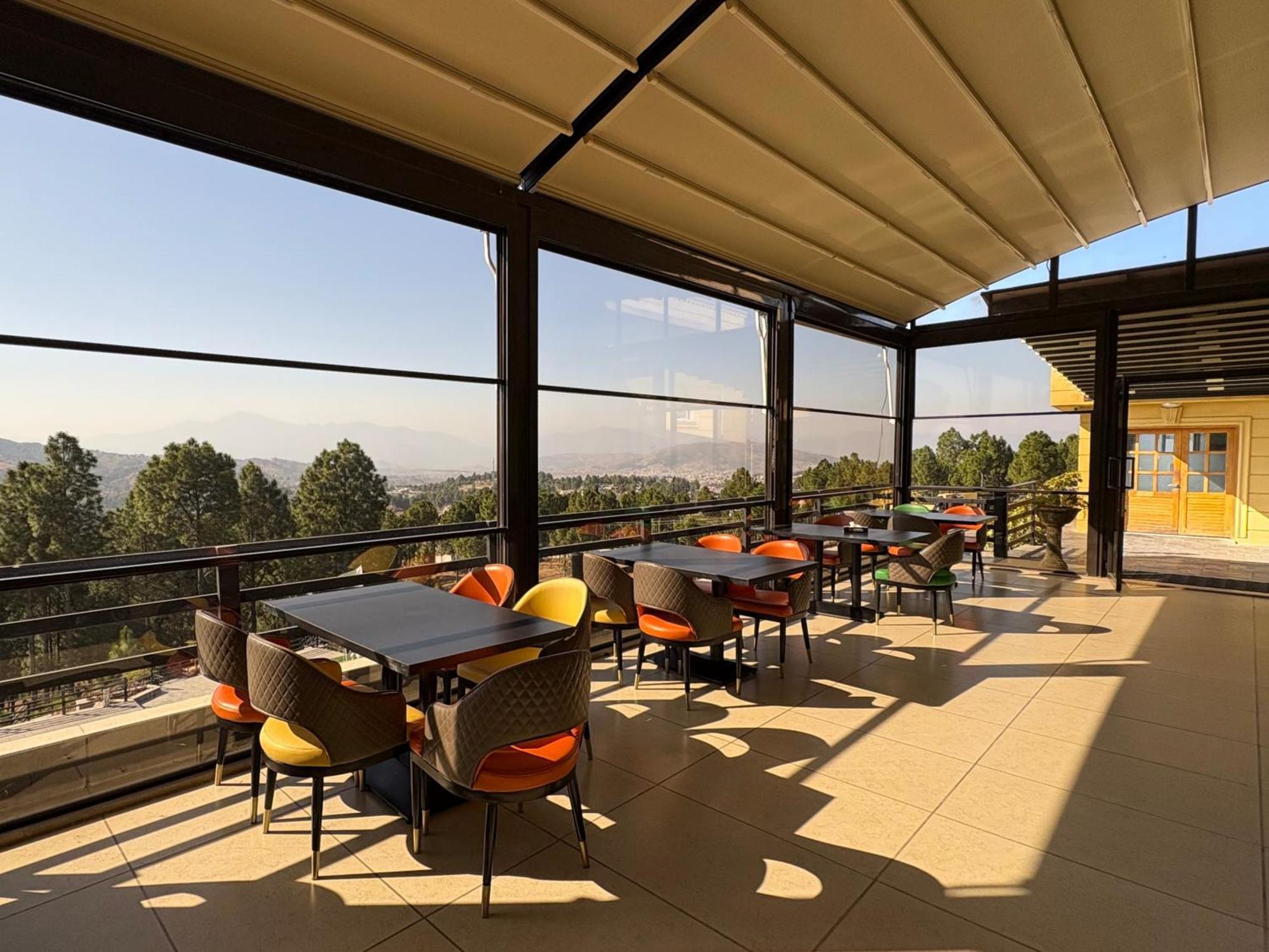 Hidden Hills Hotel & Resort Mansehra Екстер'єр фото