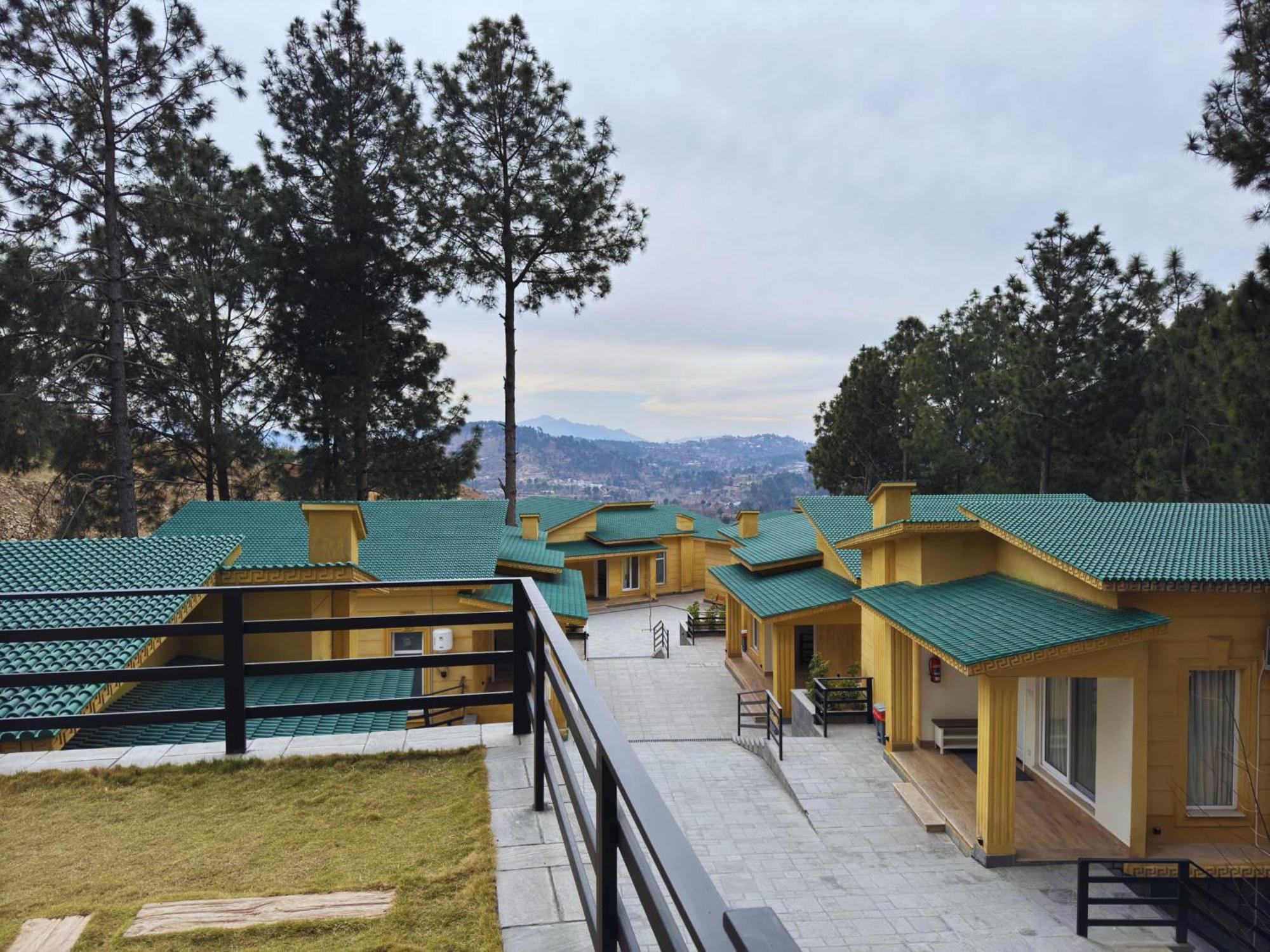 Hidden Hills Hotel & Resort Mansehra Екстер'єр фото