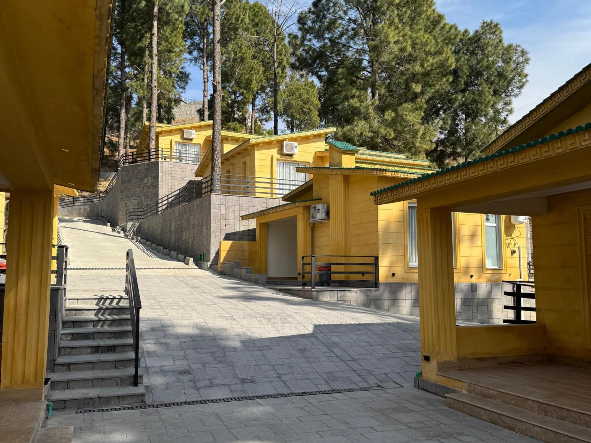 Hidden Hills Hotel & Resort Mansehra Екстер'єр фото